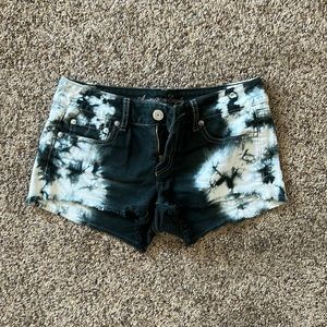 AMERICAN EAGLE low rise denim shorts size 4